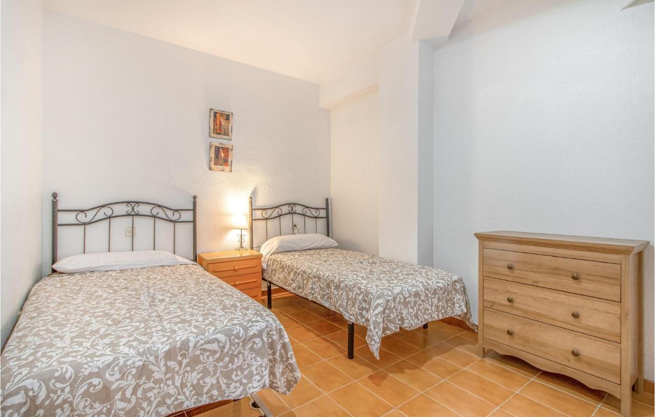 1 Bedroom Nice Apartment In Santa Pola Ngoại thất bức ảnh